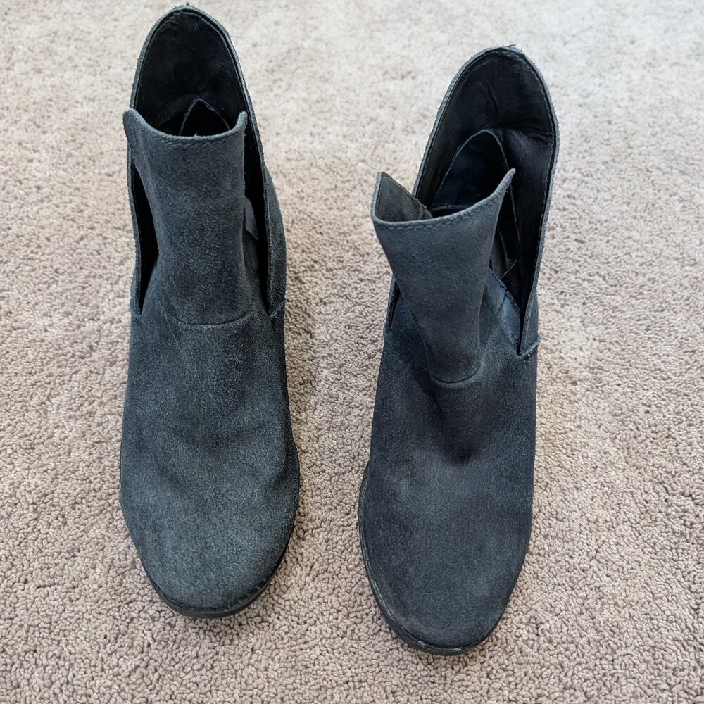 Lucky Brand Zale Suede Ankle Boots